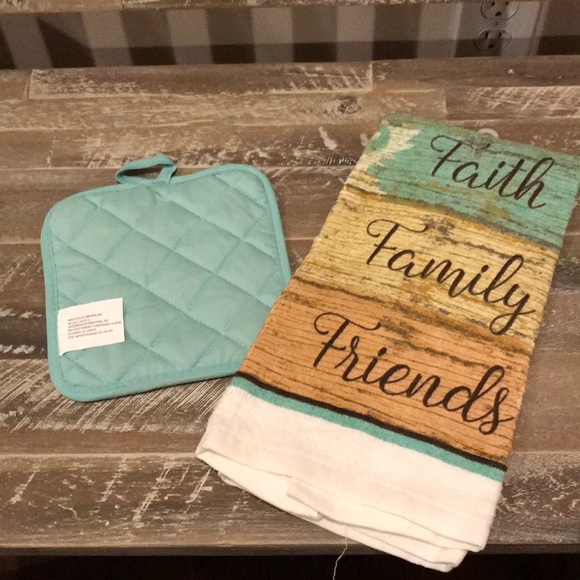 Kitchen set - Picture 2 of 2